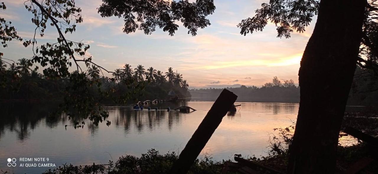 Shruthi'S Aarohi-Nature'S Retreat Mulappilangad Exterior photo
